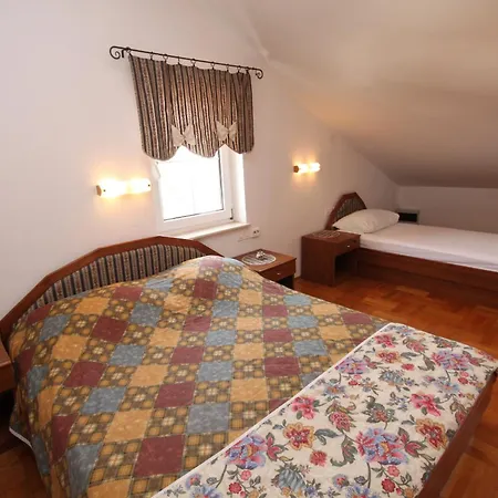 Apartament With A Parking Space Jelsa, Hvar - 538 Jelsa (Hvar)