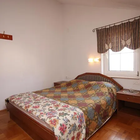 With A Parking Space Jelsa, Hvar - 538 شقة ييلسا